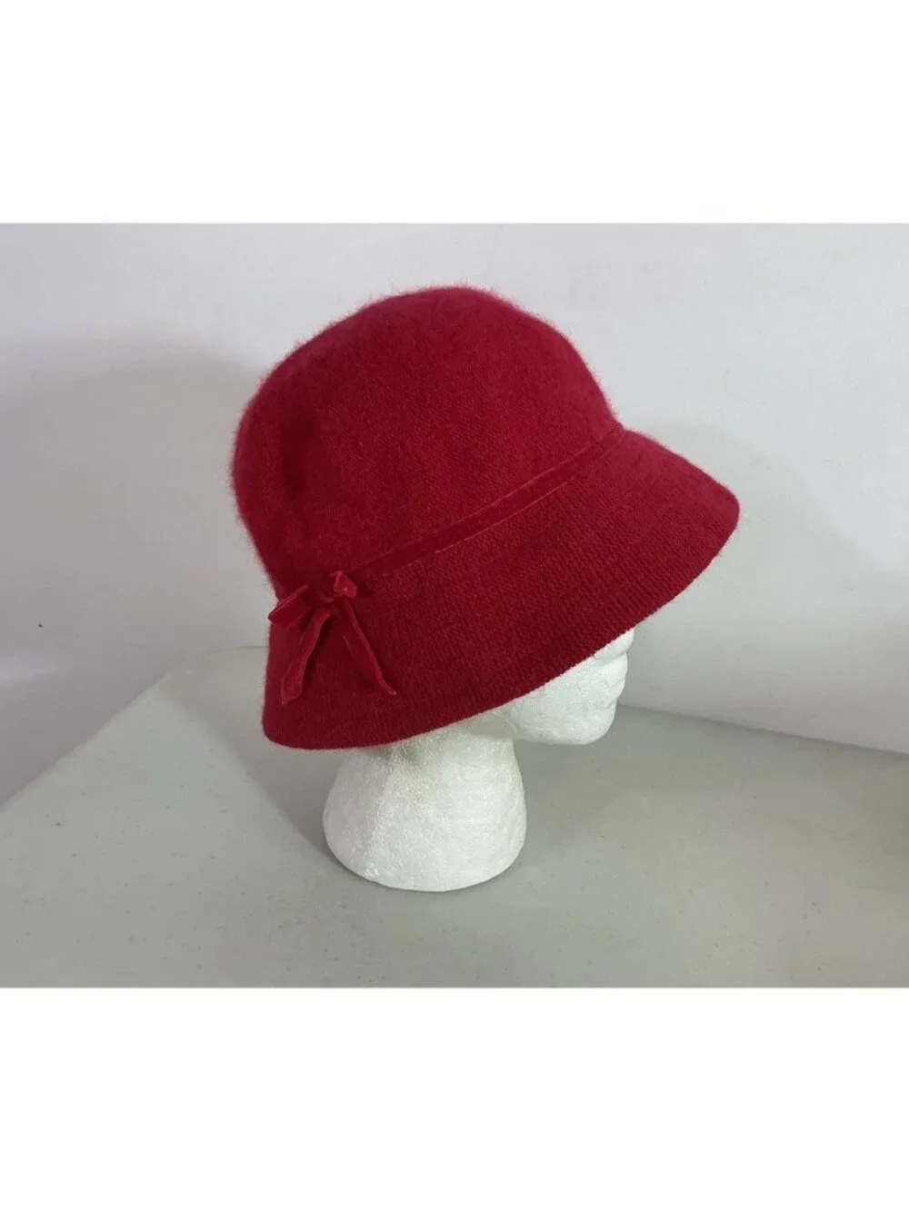 Gap Red Rabbit Hair Bucket Hat Womens Small